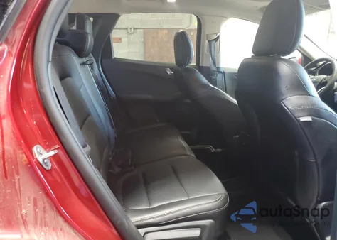 2020 Ford Escape Titanium z USA, uszkodzony, nr VIN 1FMCU9J95LUB50102